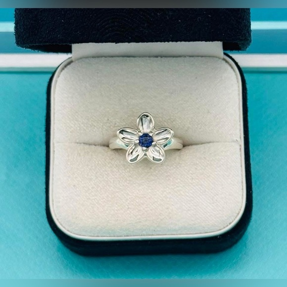 Tiffany & Co. Sterling Silver Iolite Vintage Flower Ring - Picture 5 of 9